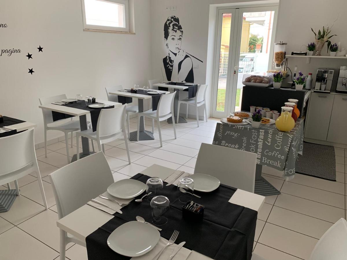 B&B Faraone Martinsicuro Buitenkant foto